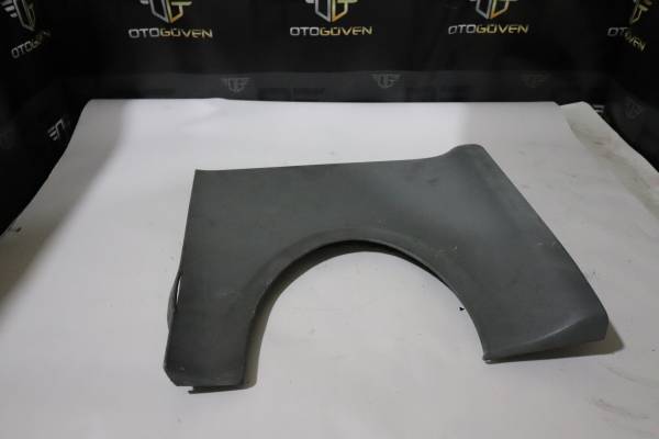 FORD CUSTOM 310 S 100 PS ÇIKMA PARÇA TRANSİT V347 DİREKSYİON ALT PLASTİĞİ